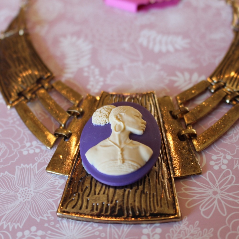 Gold And Purple Cameo Choker