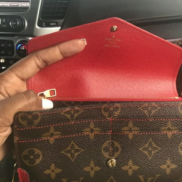 Brand new with tags wallet - Picture 2 of 6