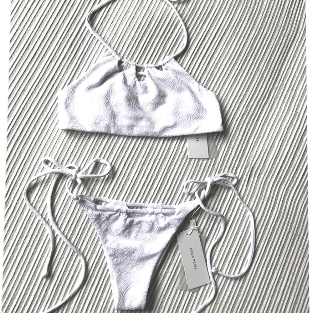 🔥AILA BLUE 2 PIECE BIKINI SET🔥NWT🔥
