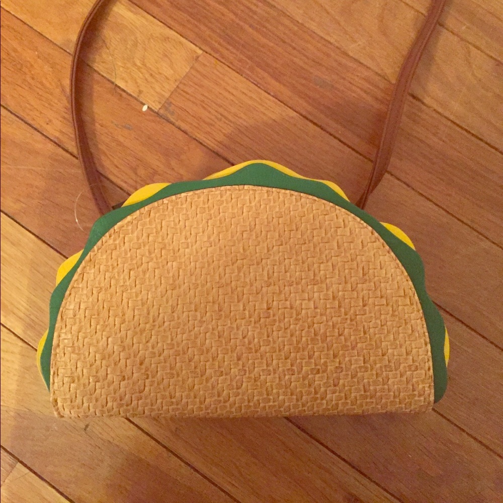 Taco purse