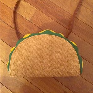 Taco purse