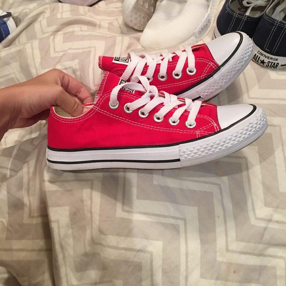 Red converse