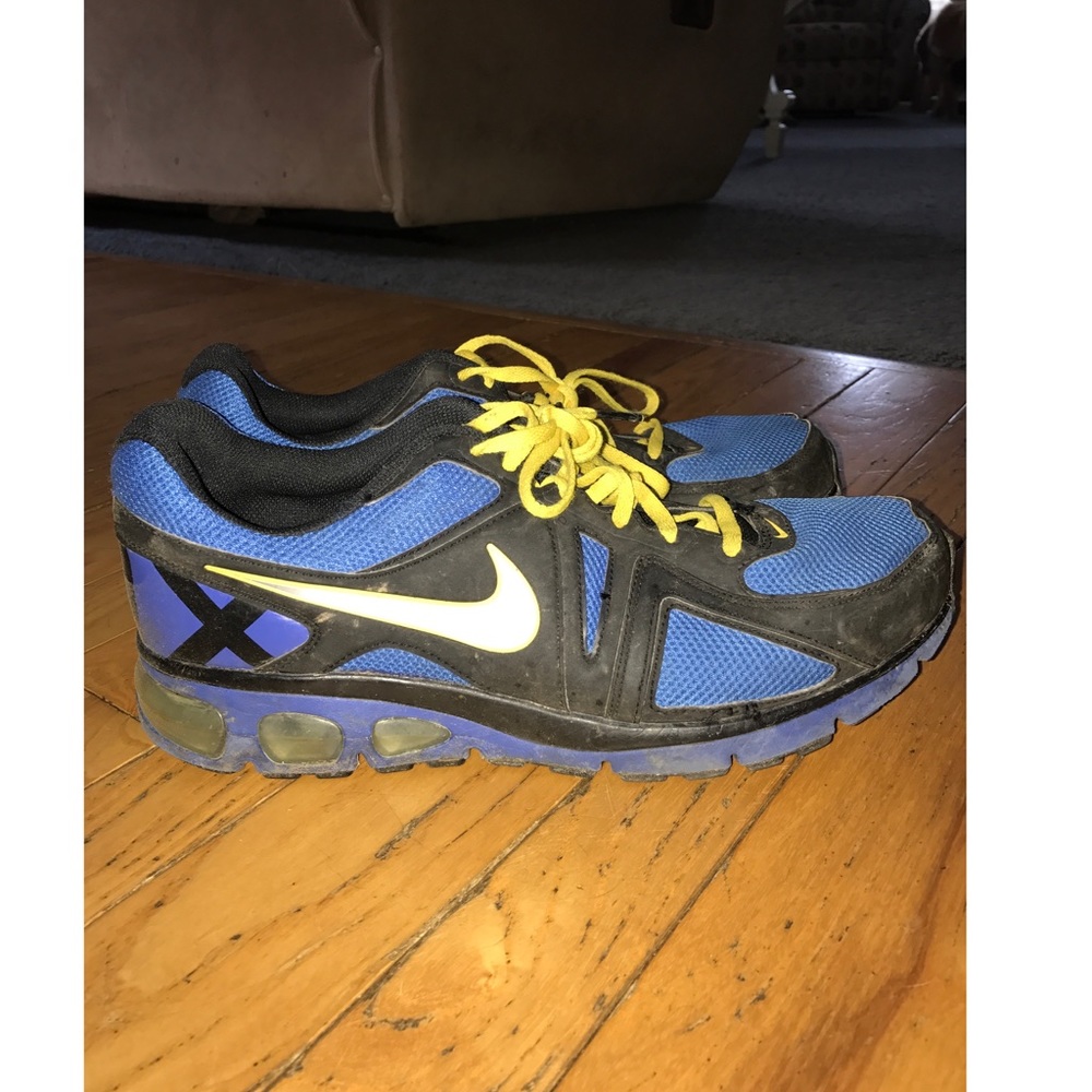 Men's AirMax Livestrong21