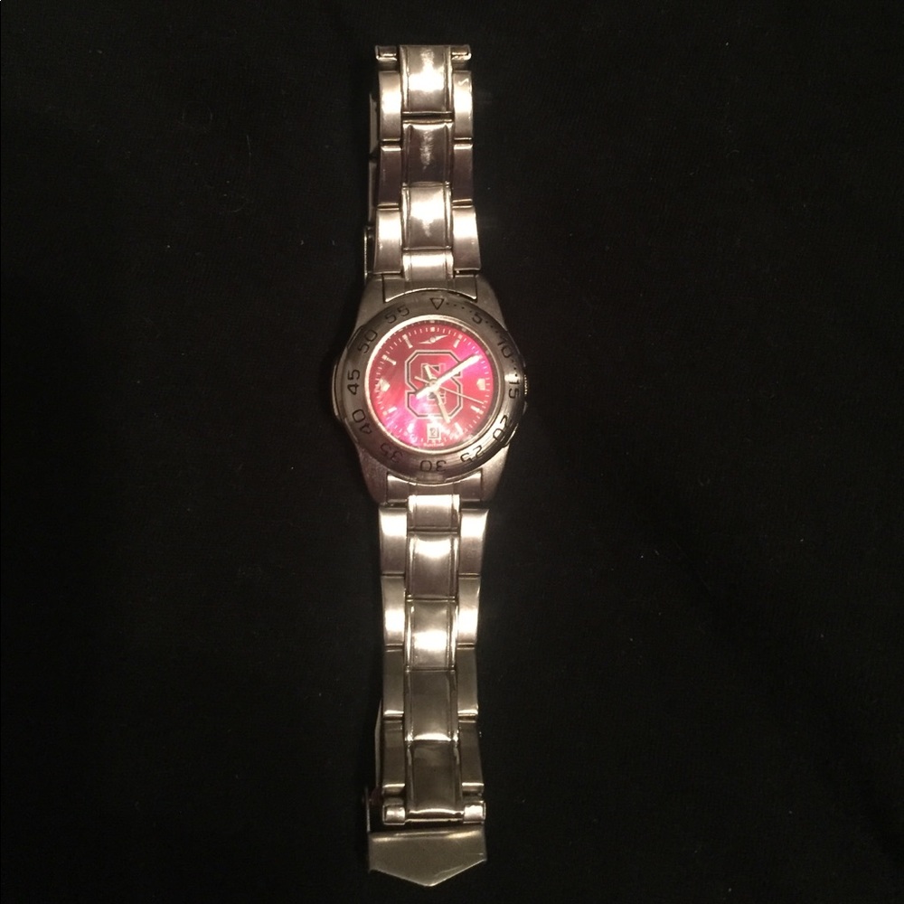 NC STATE watch