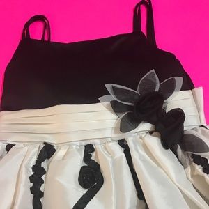 Girls black and white dress UEC