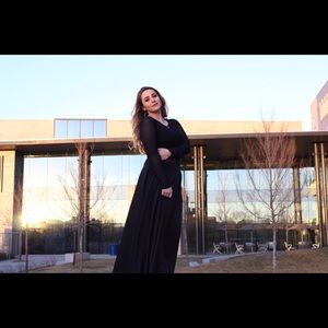 Meet your Posher, Valeria