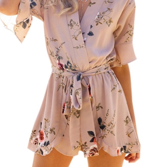 Boho Floral Print Romper V Neck. - Picture 2 of 4