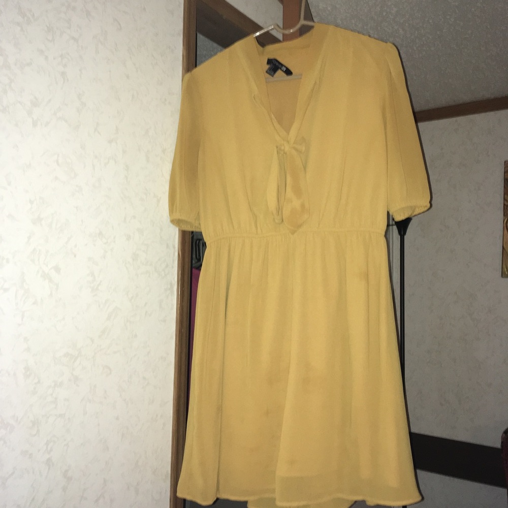 FOREVER 21 MUSTARD ASCOT DRESS