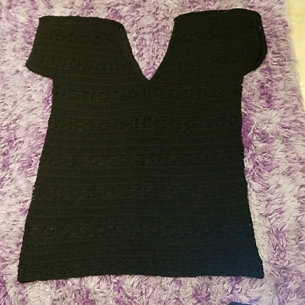 Black knitted blouse