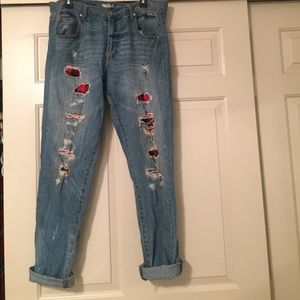Distressed boyfriend jeans