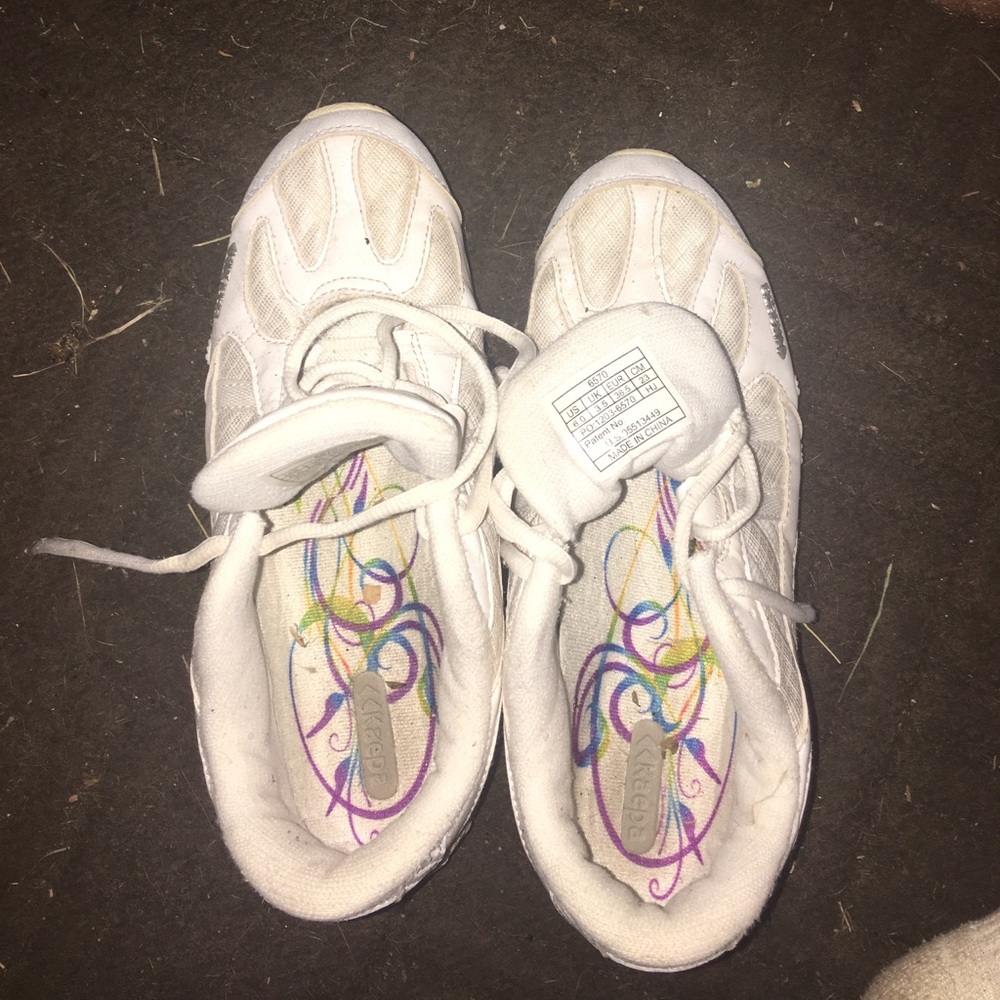 Kaepa cheer shoes