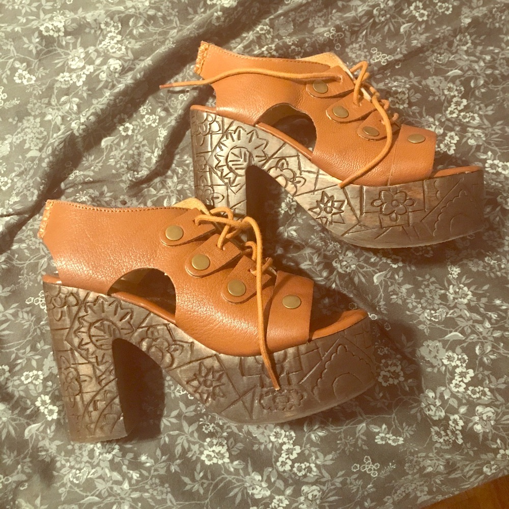 Free people platform sandals