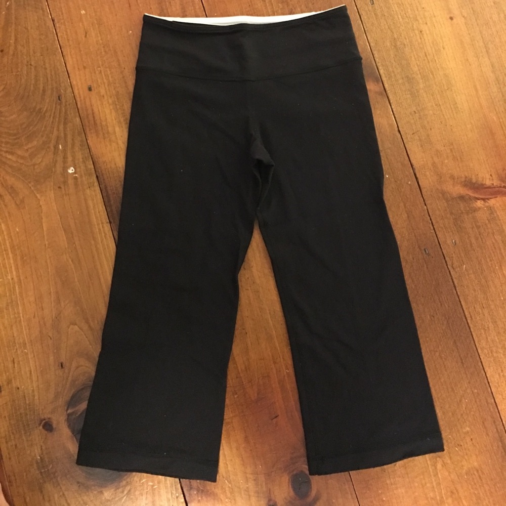 Lululemon reversible crop pants