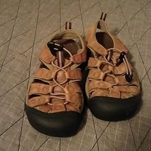 Leather KEEN sandals