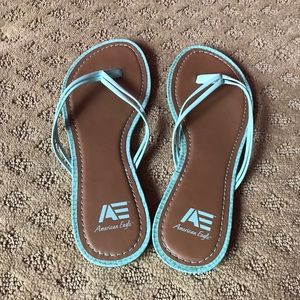 American Eagle Flip Flops