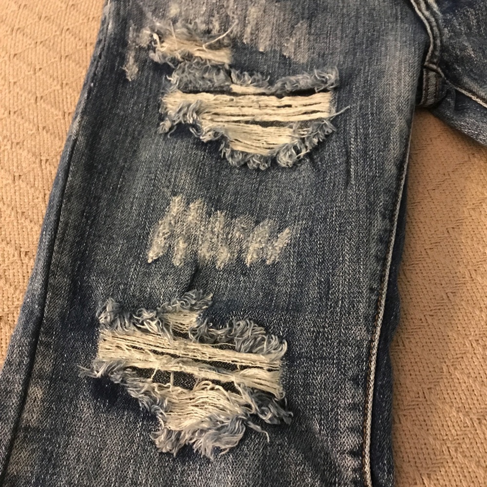 NWT Tobi Distressed Skinnies - Picture 8 of 8