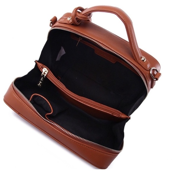 Quilted Box Satchel/Crossbody/Make-Up Case - Picture 4 of 4