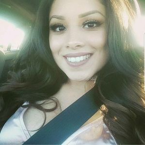 Meet your Posher, Victoria