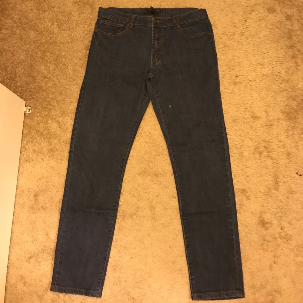 Forever 21 Dark Wash Skinny Jeans