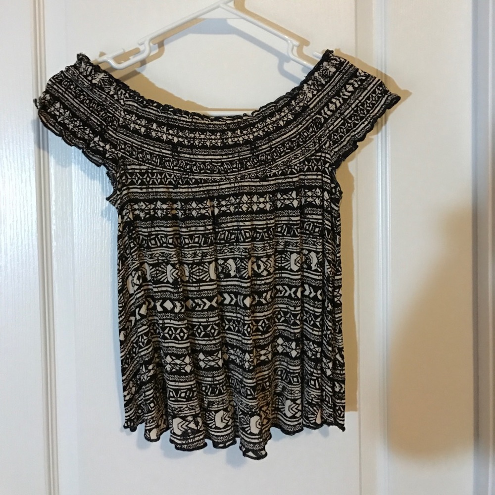Mossimo off the shoulder top