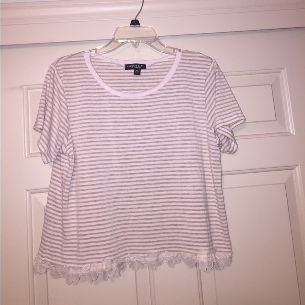 Striped top - Picture 1 of 2