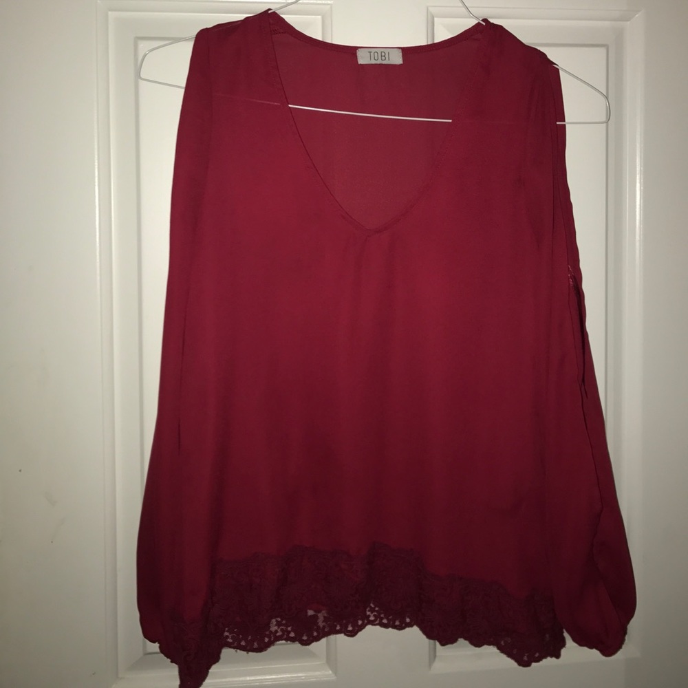 Tobi Open Sleeve Long Sleeve Top