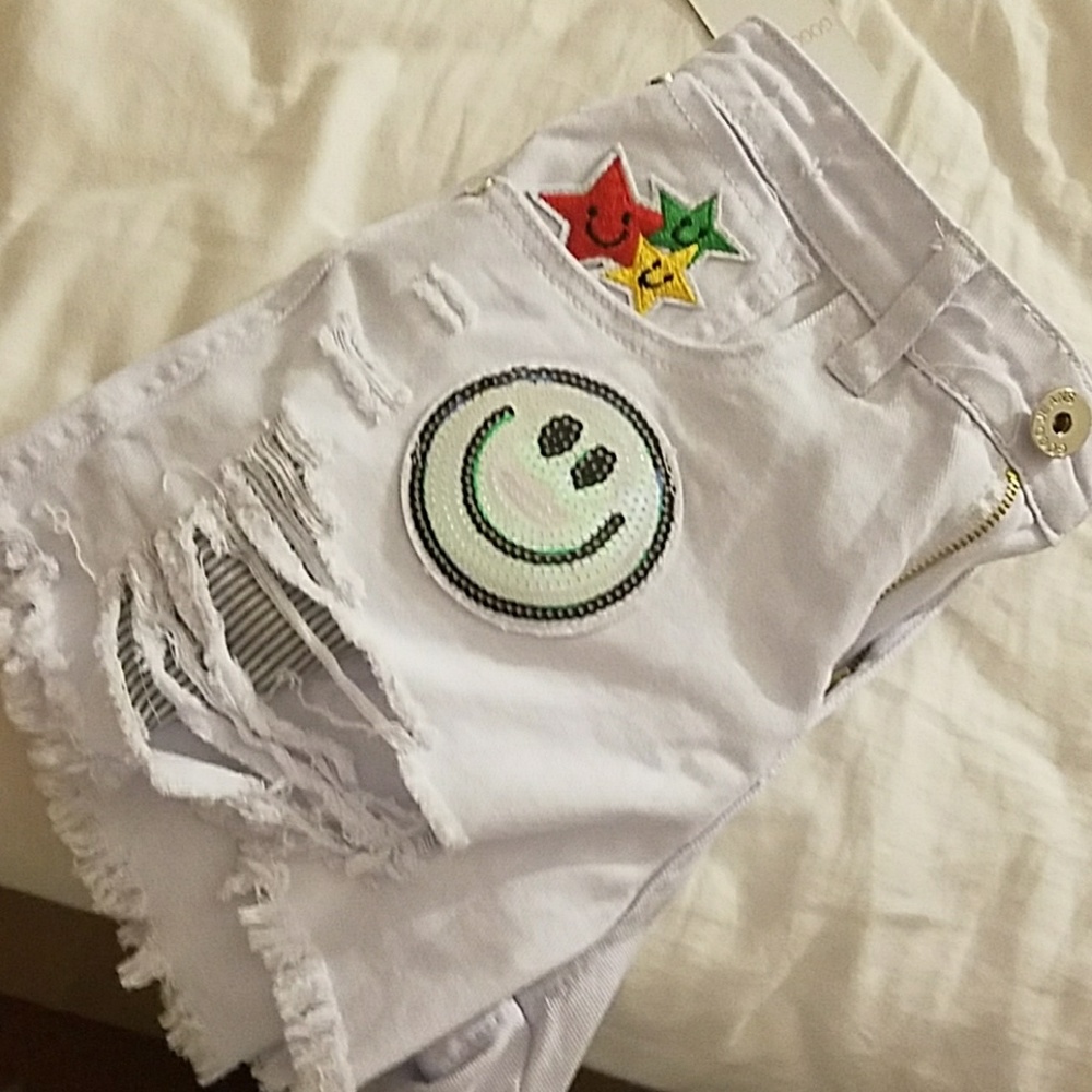 Shorts - Picture 4 of 4