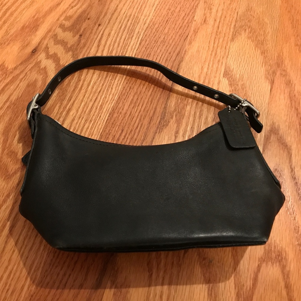 Mini Black Coach Back