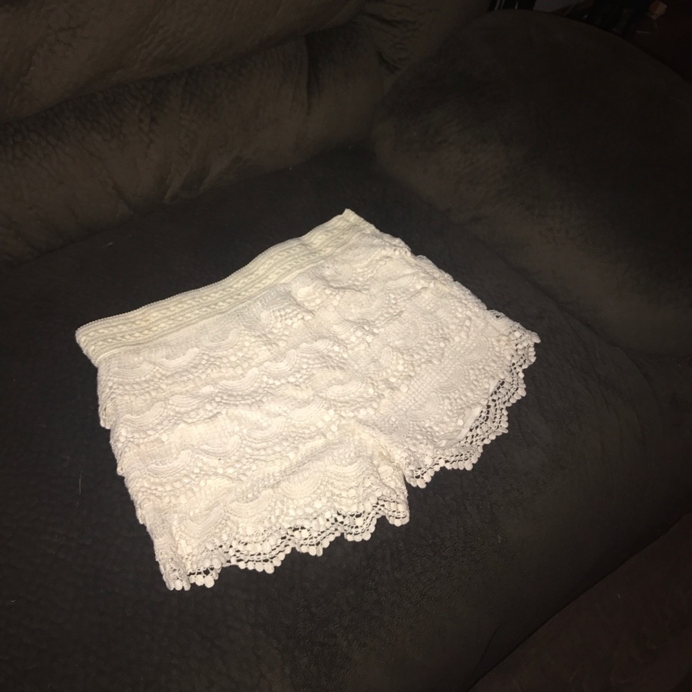 lace shorts