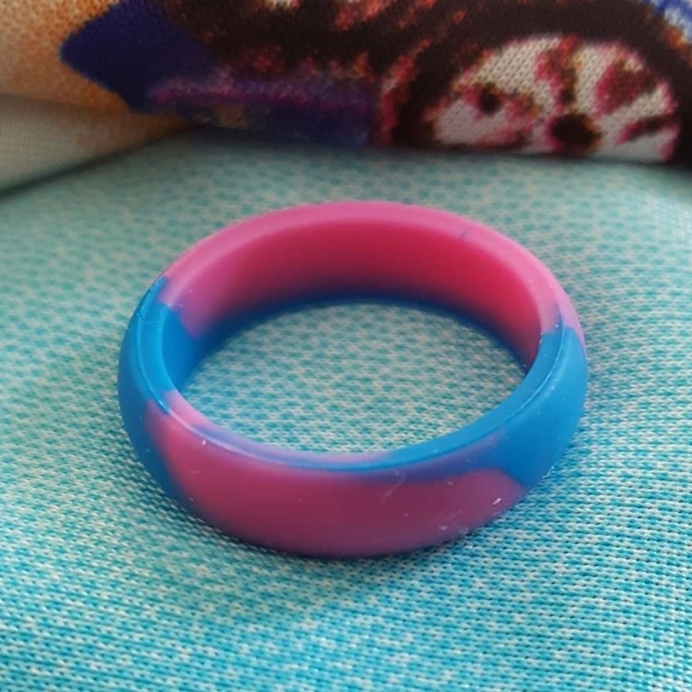 Fuchsia/Dark Pink/Blue Silicone Wedding Ring