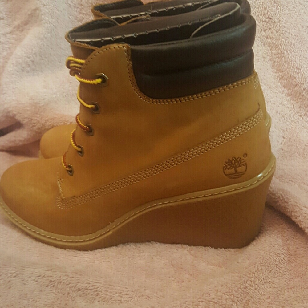 NEVER WORN!!!! Timberland wedge boots