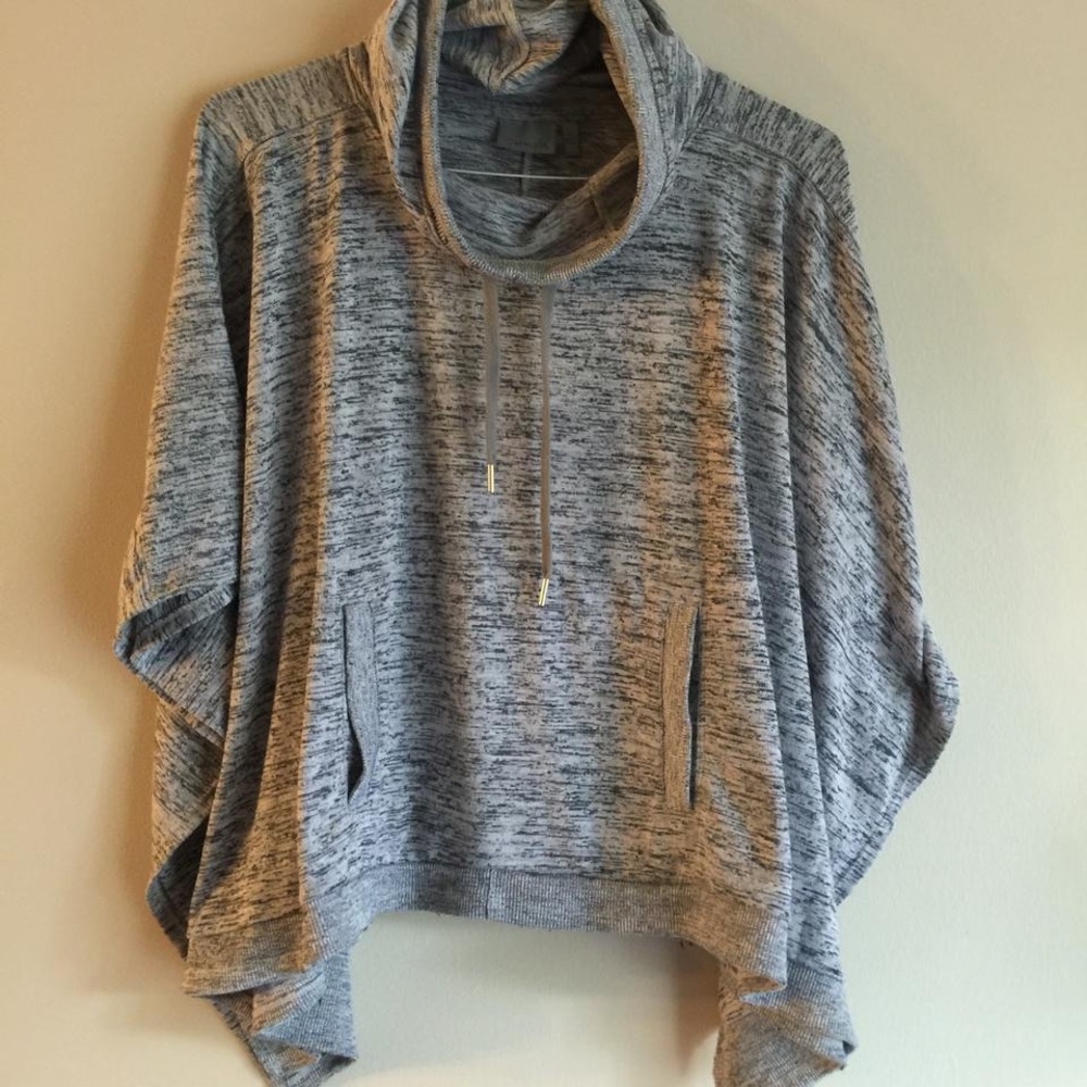 Athleta Womens Hoodie Blissful Poncho Heather Gray
