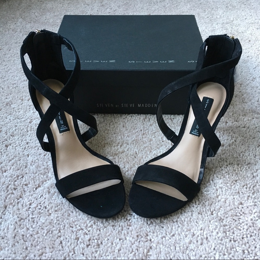 SALE!! Steven By Steve Madden Heels