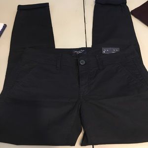 American eagle. Cuffed trousers.