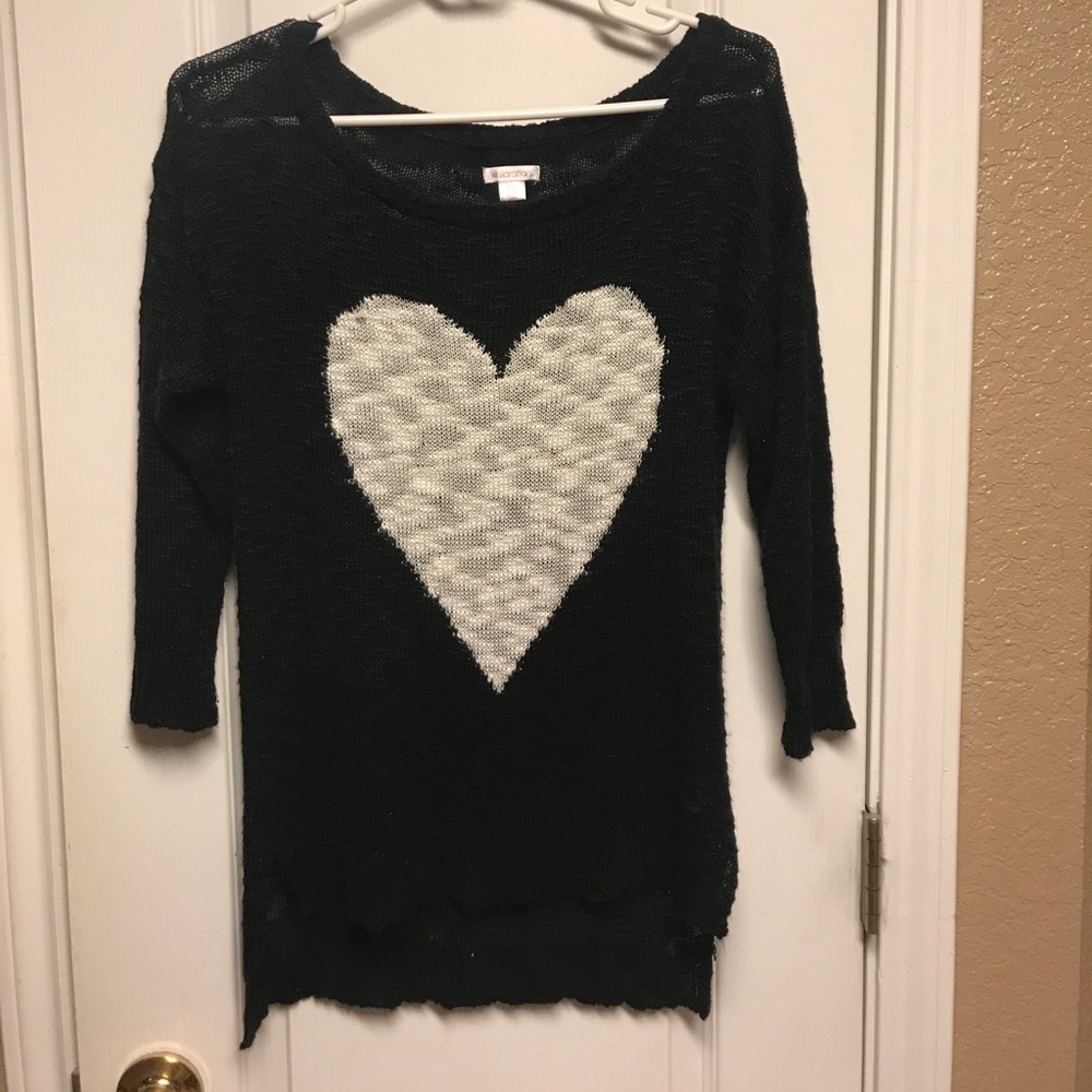Heart black/white sweater