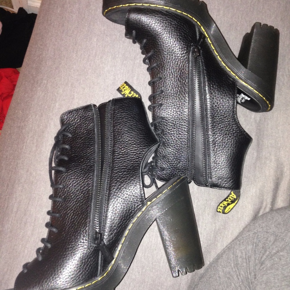 Dr. Martens Open Heel Boot