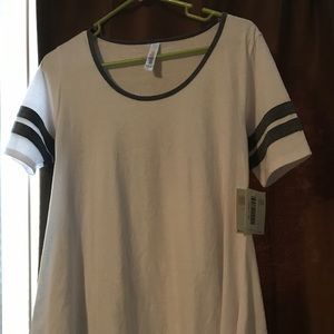 Lularoe Perfect tee