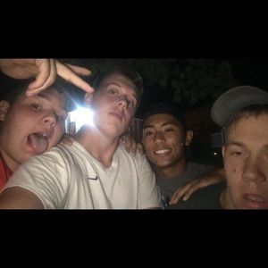 Meet your Posher, Hunter