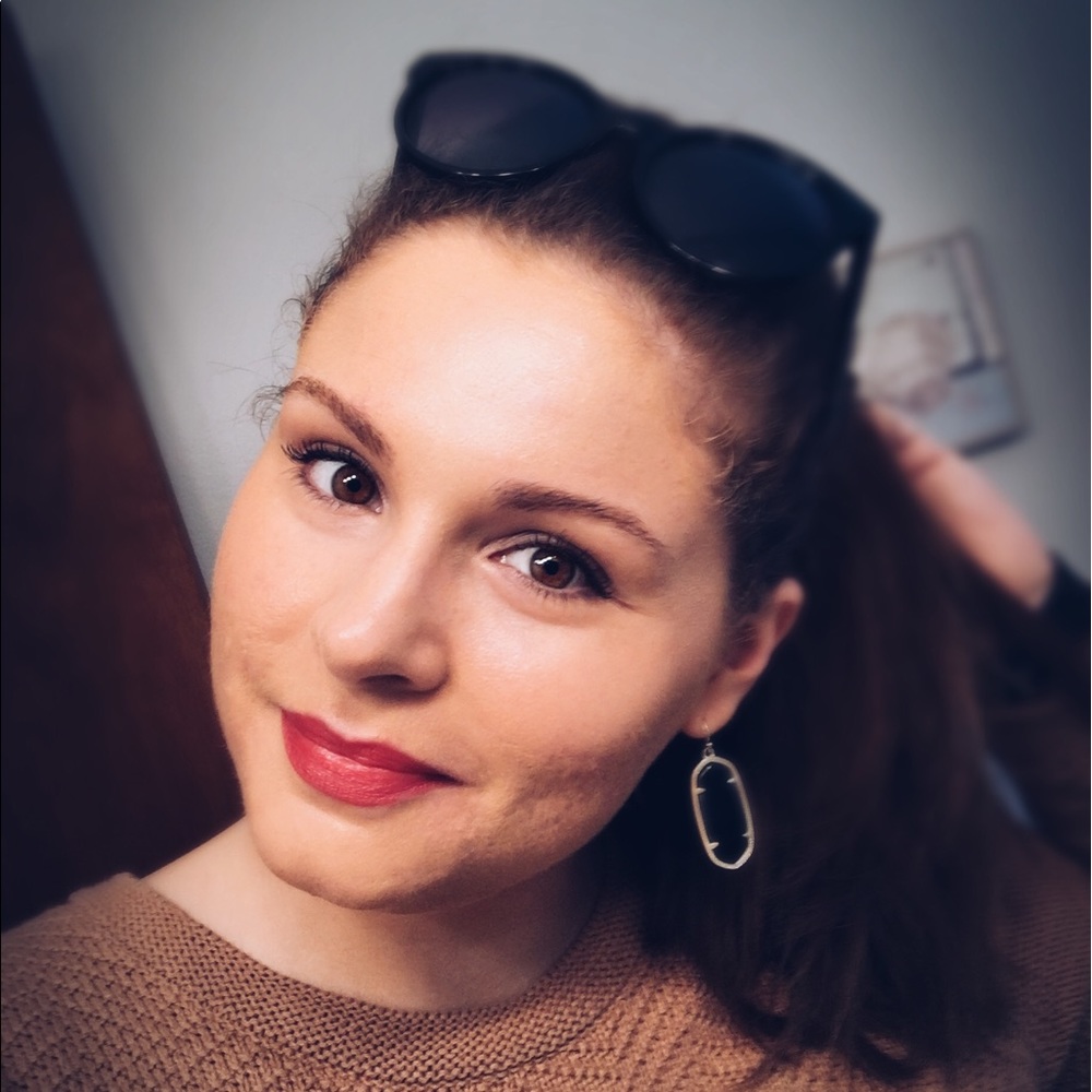 Meet your Posher, Katie