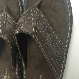 New Island Shores Men's Flip Flops