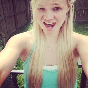 Meet your Posher, Casey