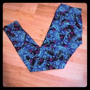 Lularoe OS Mosaic elephants in brand new condition