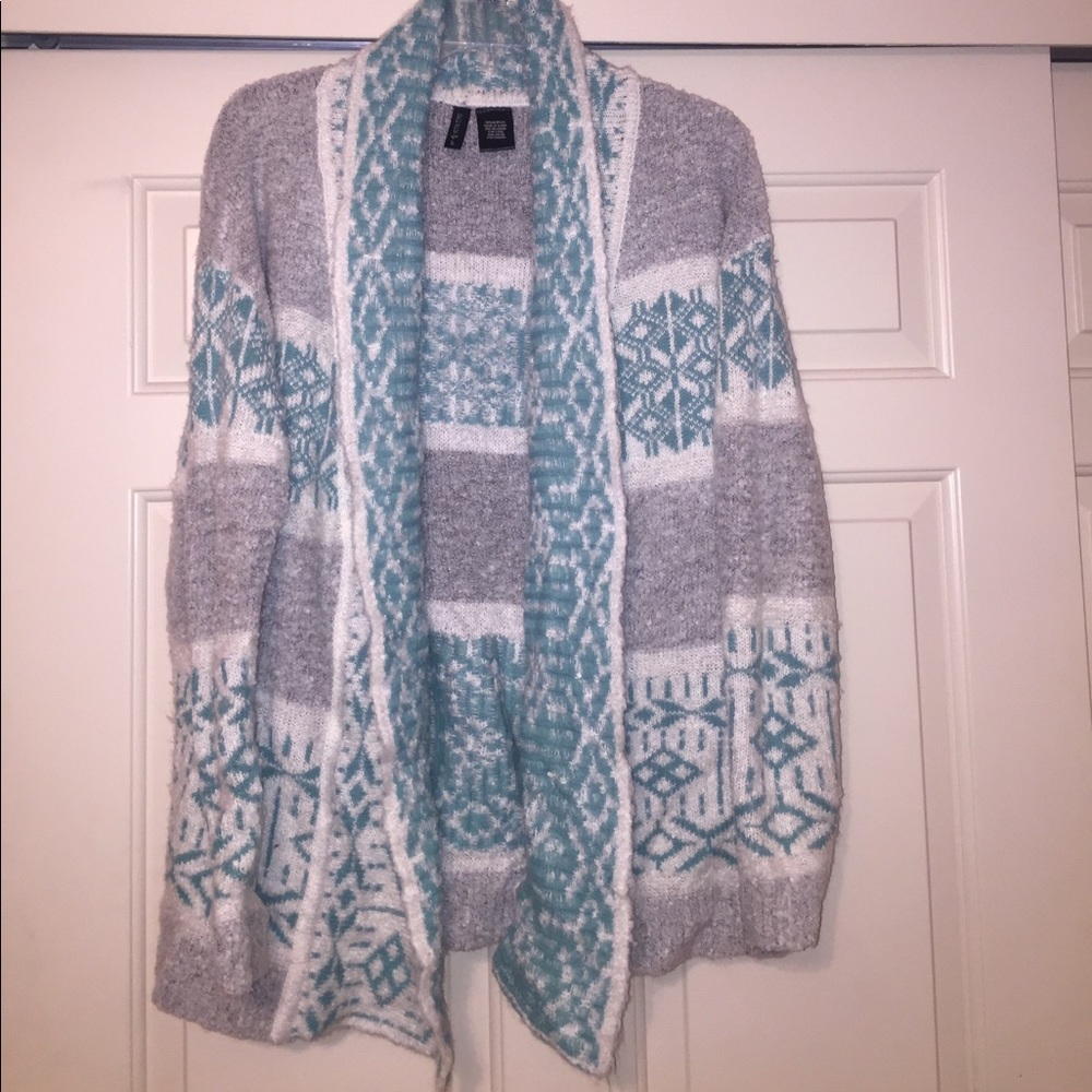 Gorgeous warm cardigan