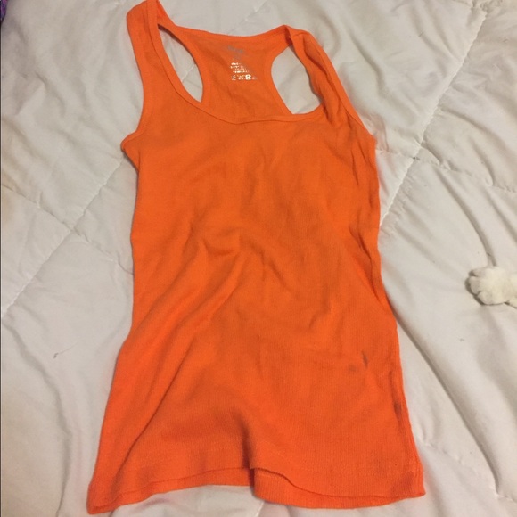 Tank top bundle - Picture 2 of 4