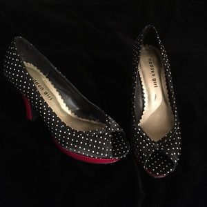 Black shoes with white polka dots & Red heels!