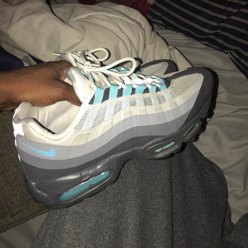 Air max 95 fluoride blue sz 9