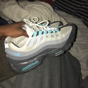 Air max 95 fluoride blue sz 9