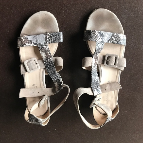 Sandals - Picture 2 of 2
