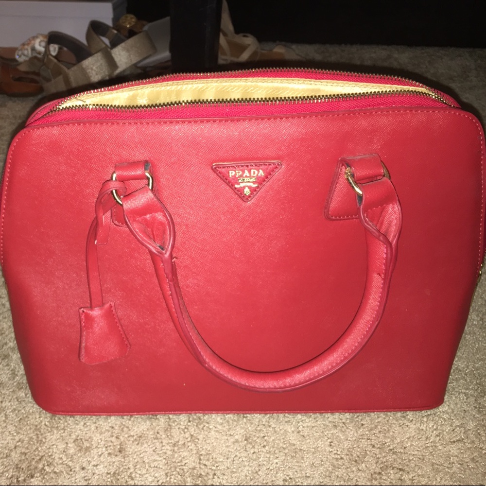 PRADA Milano Saffiano Promenade Bag