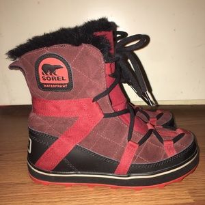 SOREL Winter/Water Resistant Boots ON HOLD